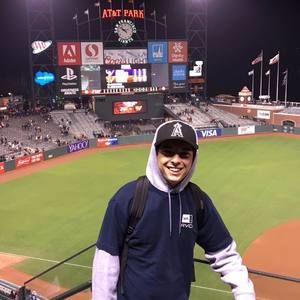 Meet your Posher, Zach